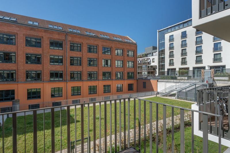 Neubau Erstbezug * 1 Zimmer Apartment * Einbauküche * Balkon